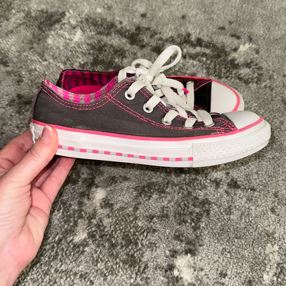 EUC Size 13 Converse Brand All Star Little Girls Casual Sneakers Shoes Grey Gray
